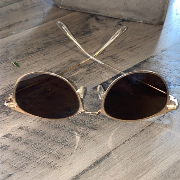 Sunglasses gold metal frame brown lense - Picture 5 of 6